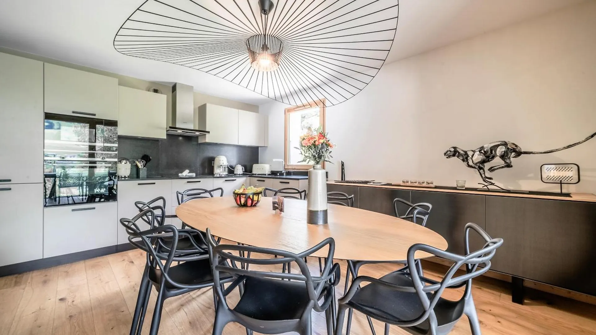 Apartment Lupin Megeve - By Emerald Stay فرنسا